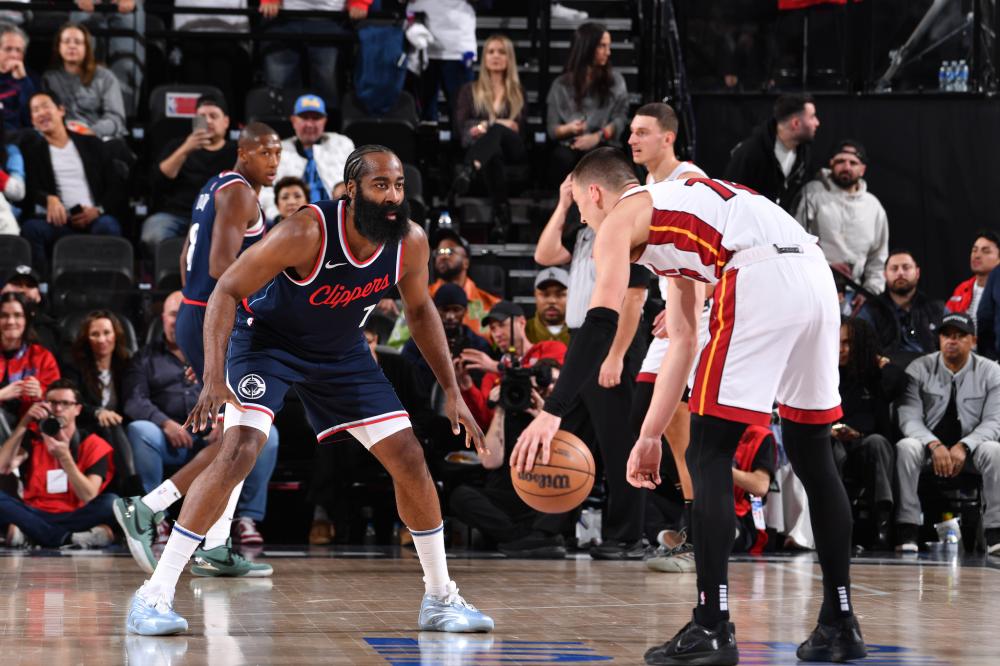 次组织球员 次组织球员