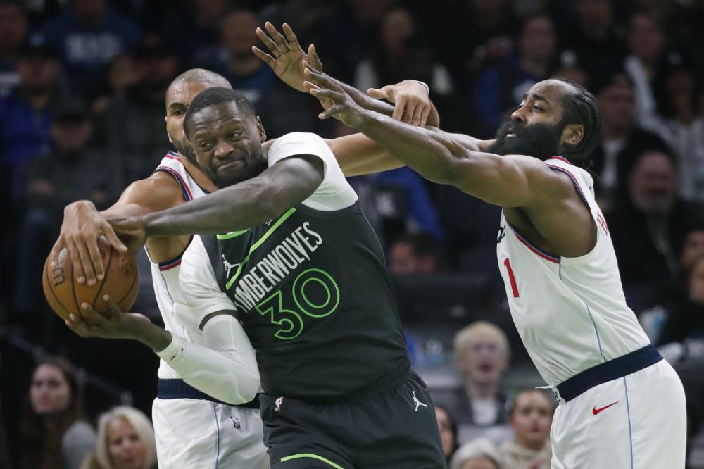 以租借形式 以租借形式